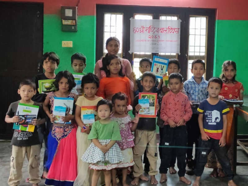 De kinderen van het kinderhuis in Duhabi